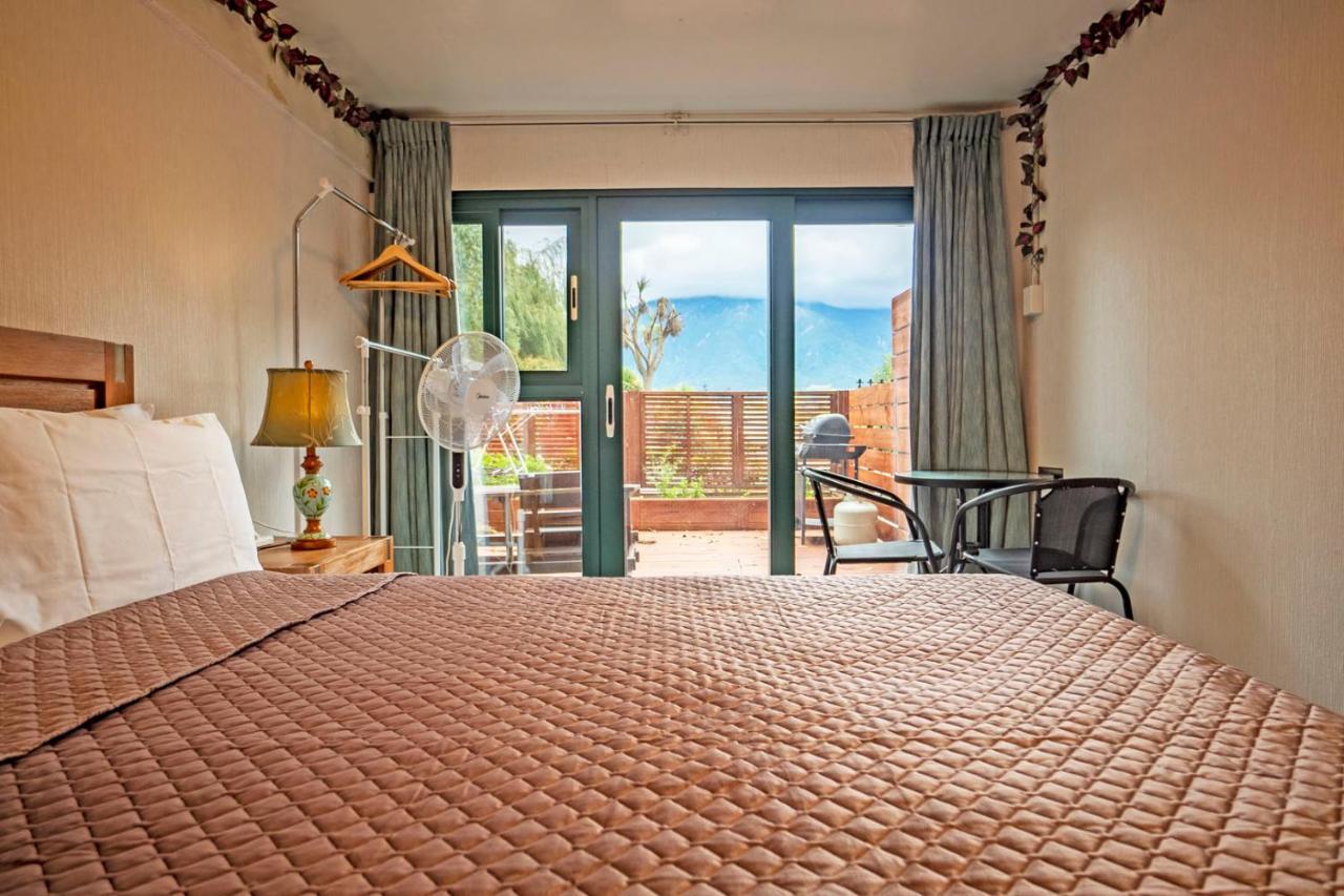 Waikoura springs Bed and Breakfast Kaikoura Exteriör bild